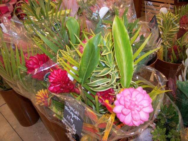 Hawajskie kwiaty w Whole Foods Market