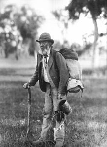 220px-Elderly_swagman.jpg