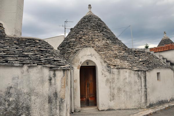 alberobello-02.jpg